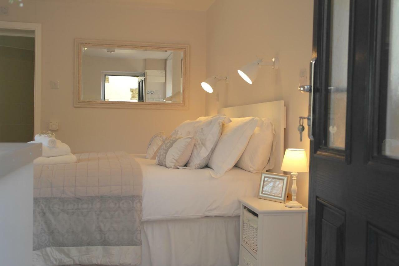 Апартаменты Ashford House 'the Snug' Private Hot Tub Fylingthorpe